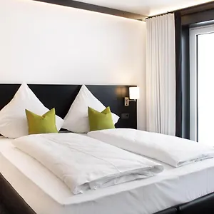 https://kng-hotel.com-bavaria.com